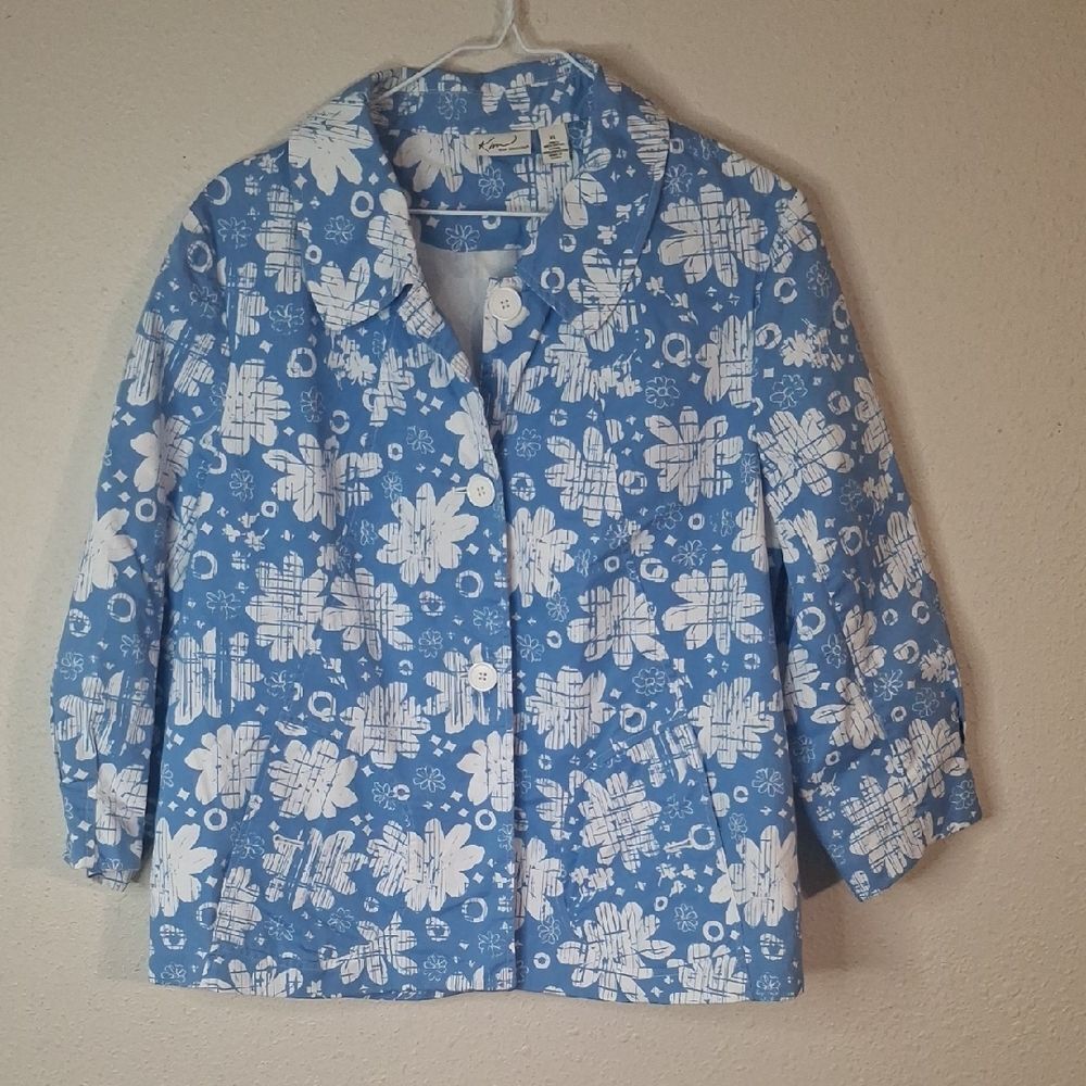 Kim Rogers Blue and White Floral Jacket size XL